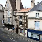 Maison Avec Dans L'hyper Centre De Villa Poitiers