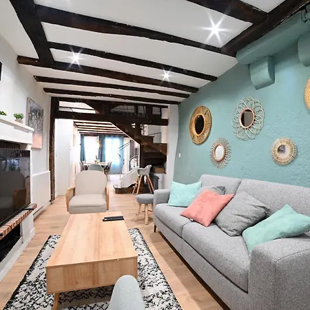 Maison Avec Dans L'hyper Centre De Villa *