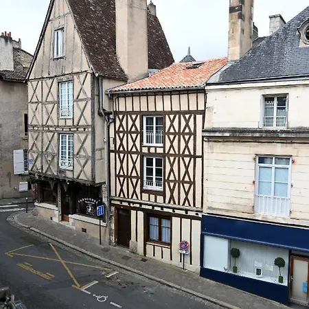 Maison Avec Dans L'hyper Centre De Villa Poitiers