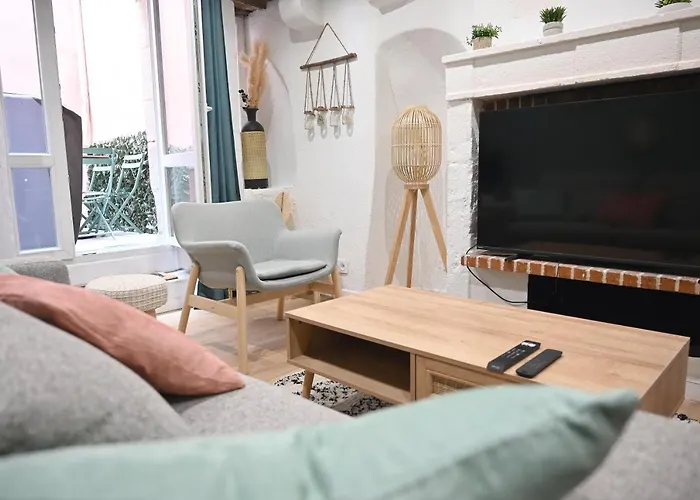 Maison Avec Dans L'hyper Centre De Villa *